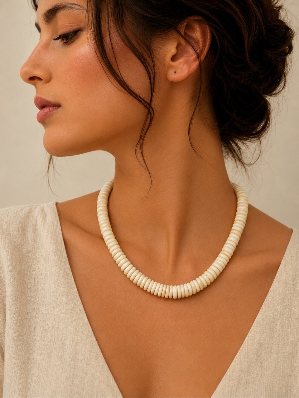 Vintage Cream Chunky Disc Puka Shell Beaded Necklace